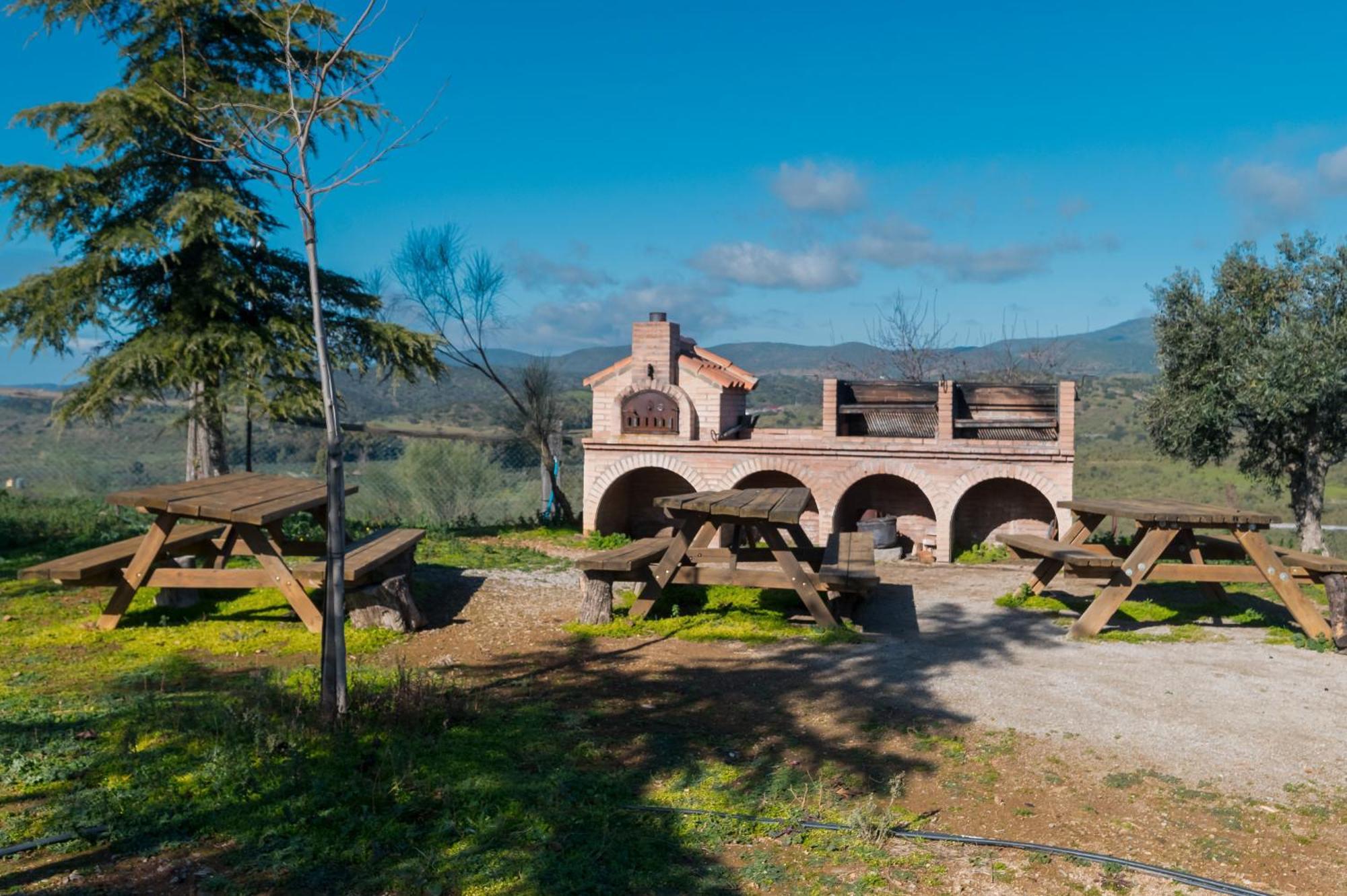 Guadalcanal Cortijo Los Tomillaresヴィラ エクステリア 写真